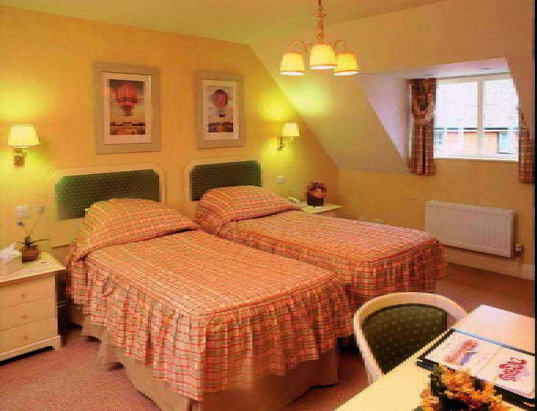 Eastwell Manor, Champneys Hotel & Spa Ashford  Ngoại thất bức ảnh